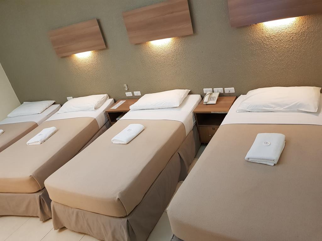 The Center Suites Cebu Zewnętrze zdjęcie