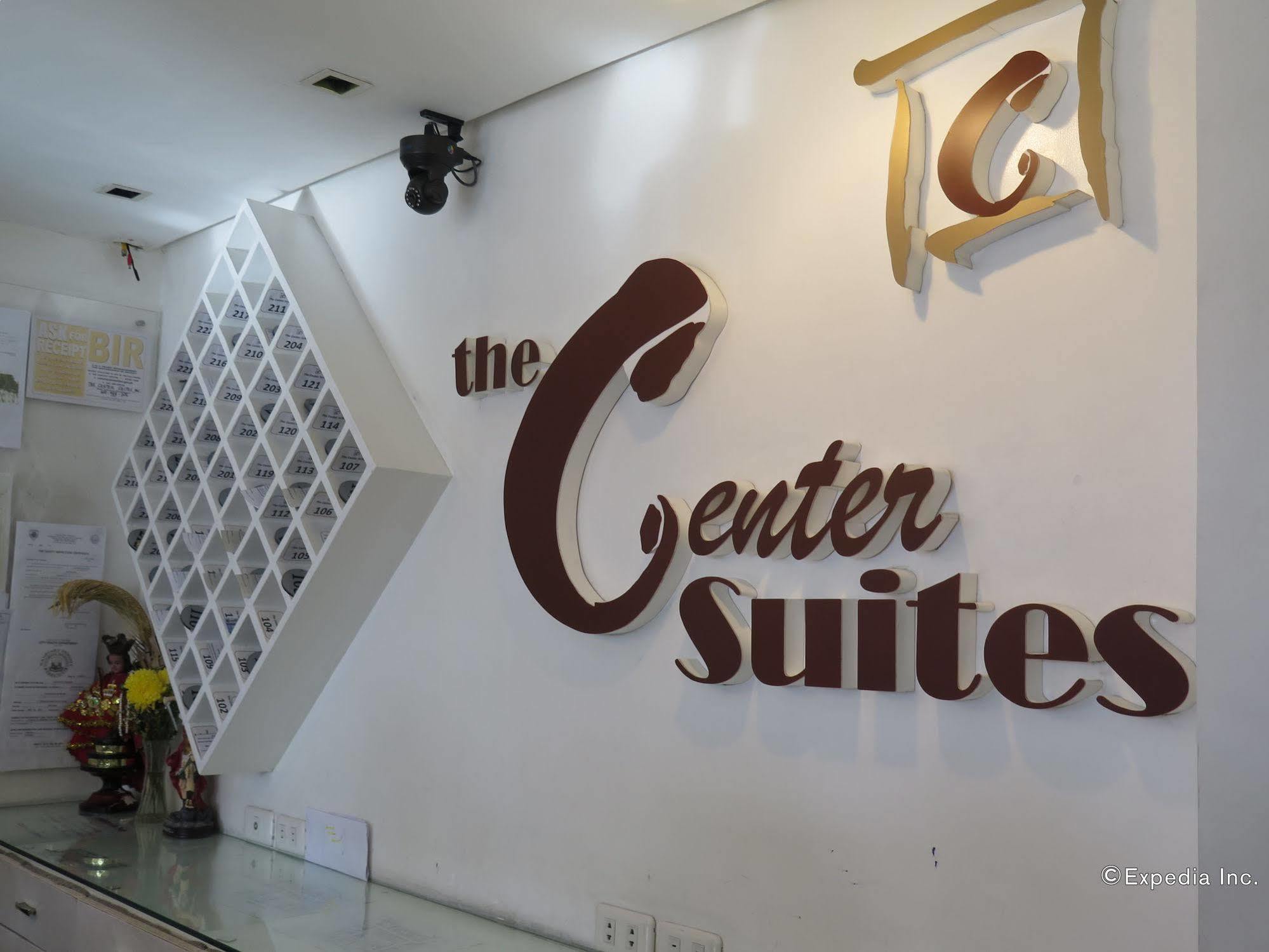 The Center Suites Cebu Zewnętrze zdjęcie